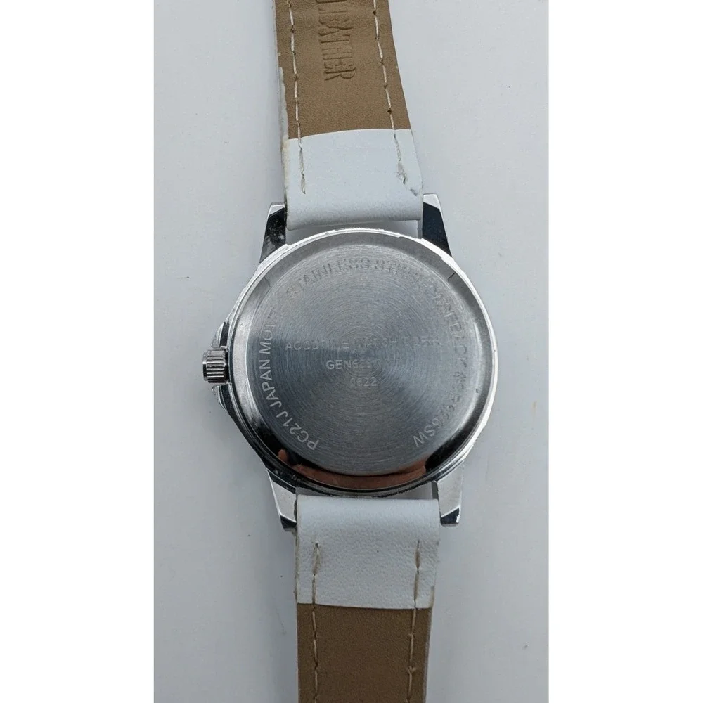 Geneva Accutime 28mm Silver Tone White‎ Dial & Band New Battery